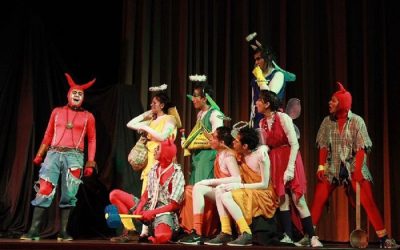 ‘Historia de Ángeles y Demonios’,  la obra de junio en los ‘Domingos de Teatro’