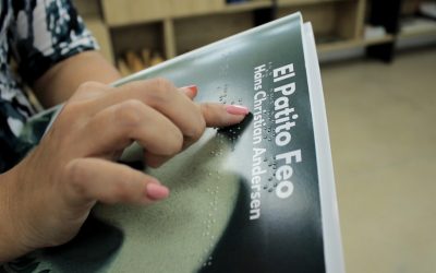 ¡Disfruta de los libros de lectura braille de la biblioteca Turbay!