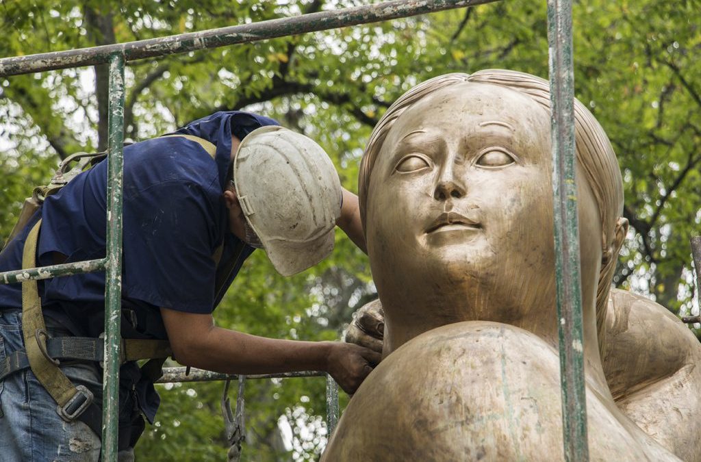Se inicia la restauración de la escultura ‘Mujer de Pie Desnuda’ en el Parque San Pio