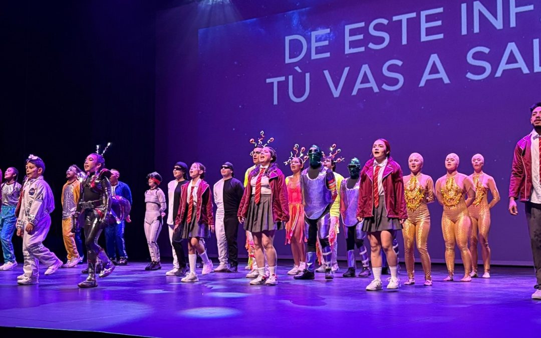 Más de 5.000 personas vivieron la experiencia “Tomy y Nova” en el Teatro Santander durante la Feria Bonita de Colombia