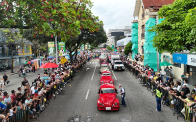 Rugido sobre ruedas, Bucaramanga vibró con autos clásicos y motos de alto cilindraje