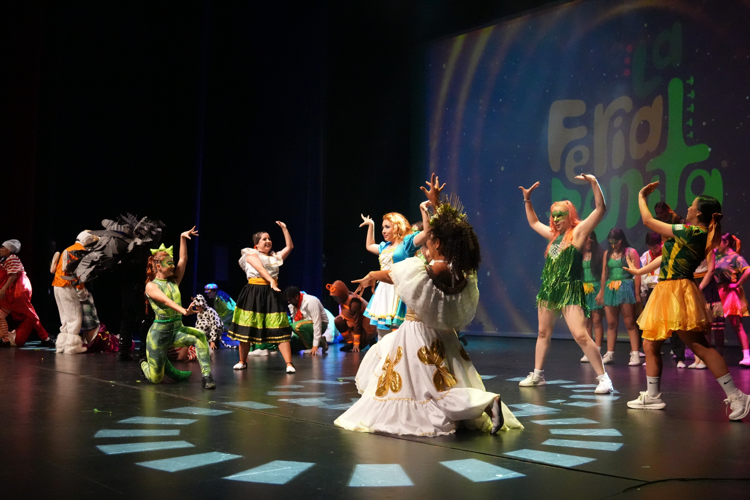 Antonia en Santander y sus provincias: el orgullo santandereano llega al Teatro Santander en la Feria Bonita de Colombia
